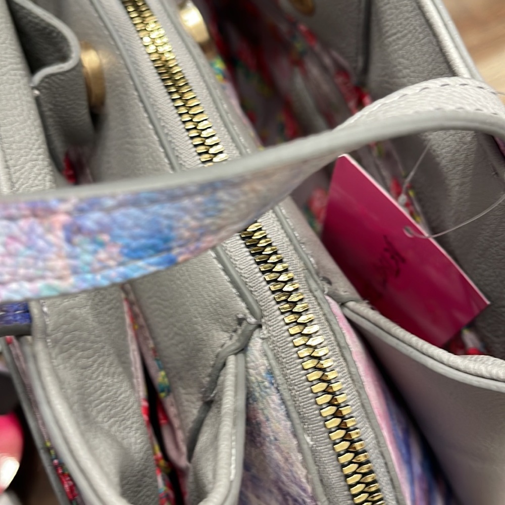 ⭐️SALE⭐️ Betsy Johnson purse with removable pouch - Picture 8 of 10